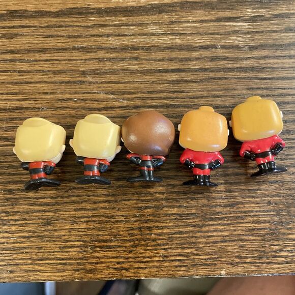 Set of 5 Disney Doorables The Incredibles - Picture 4 of 4